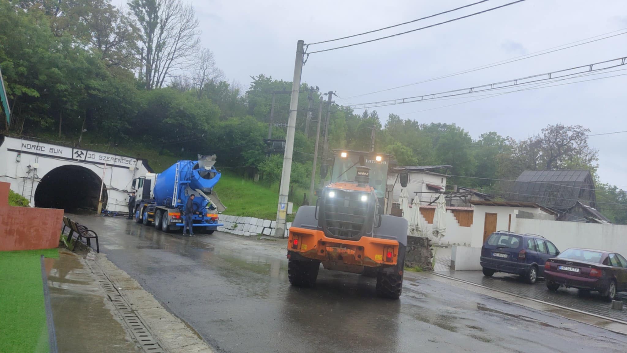 Cu bagajele la ușă. În mijlocul sinistraților afectați de viitura murată de la Salina Praid REPORTAJ  