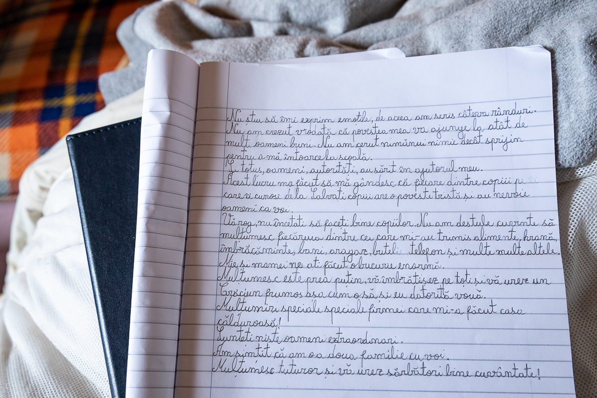 Mesajul Mariei, fata de 14 ani care are grijă de mama ei nevăzătoare, pentru cititorii Libertatea: „Voi avea un Crăciun frumos datorită vouă”