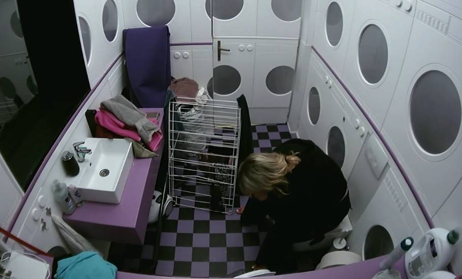 Sírva üzent a fiának VV Giada a ValóVilág villájából