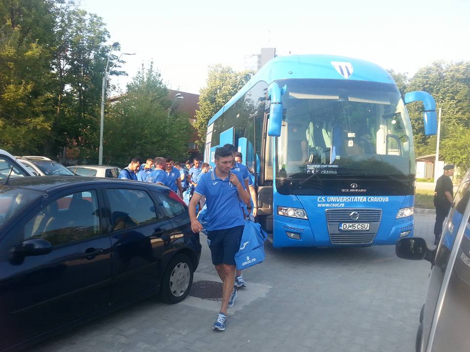DINAMO - CSU CRAIOVA 1-0. Dorin Rotariu a împuşcat trei puncte pe finalul meciului. Oltenii fură sinceri: ”Am fost proștii-proștilor!”. Steliano Filip, la spital: ”Și-a pierdut cunoștinta!” / VIDEO