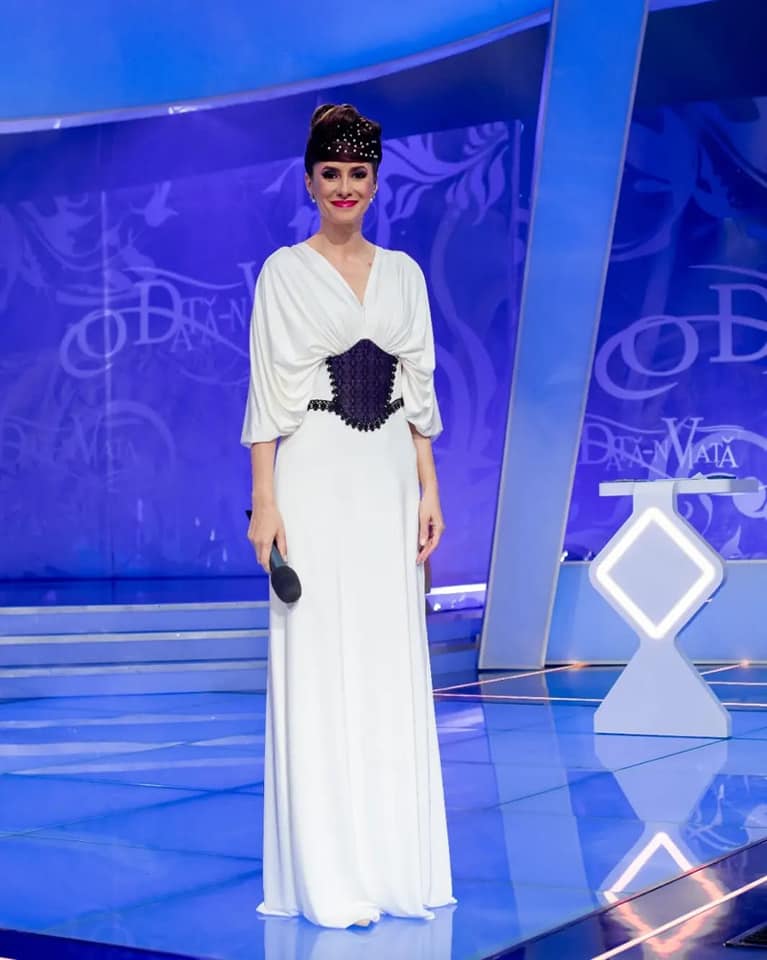 Anunțul făcut de Iuliana Tudor despre „Vedeta populară”, emisiunea ei de la TVR 1: „Drumul primului talent-show de folclor din România continuă”