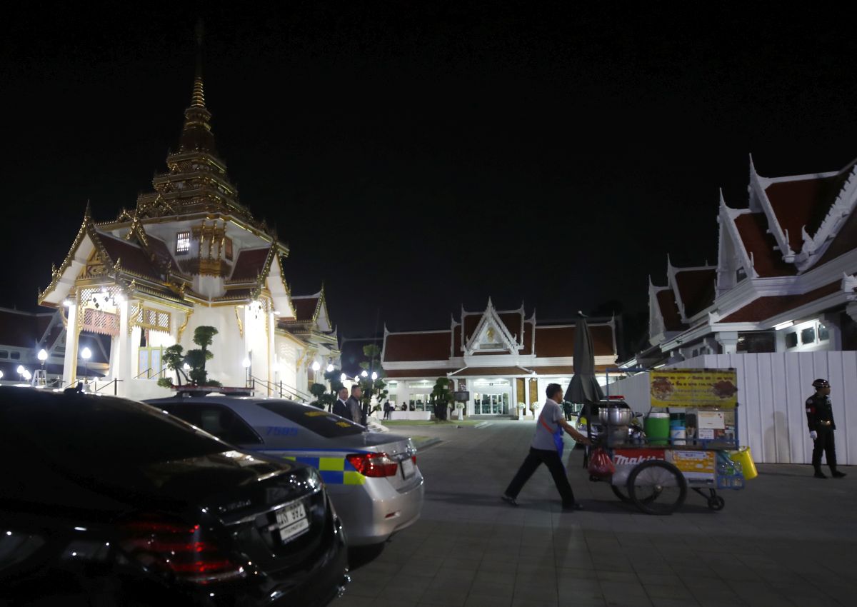 Patronul lui Leicester City este înmormântat în Thailanda cu onoruri regale
