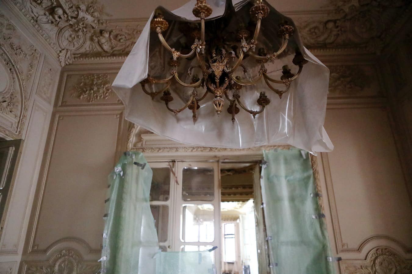Ministerul Culturii dă în judecată firma care a consolidat Muzeul Enescu. Cum arată clădirea, după doi ani de lucrări - FOTO