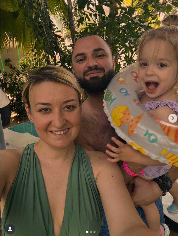 Chef Roxana Blenche, câștigătoarea „Chefi la cuțite” sezonul 8, este însărcinată cu al doilea copil. Cum a dat vestea cea mare!