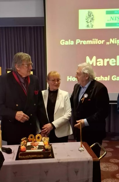 Cum a apărut Florin Piersic alături de soția sa, Anna Török. Gesturile dintre cei doi au atras toate privirile