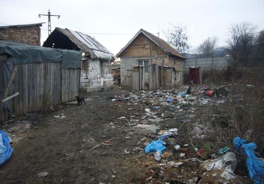 Dispensar, locuințe sociale și sală de spectacole, într-un cartier de romi din Alba Iulia. 8 milioane de euro, investiți în Lumea Nouă