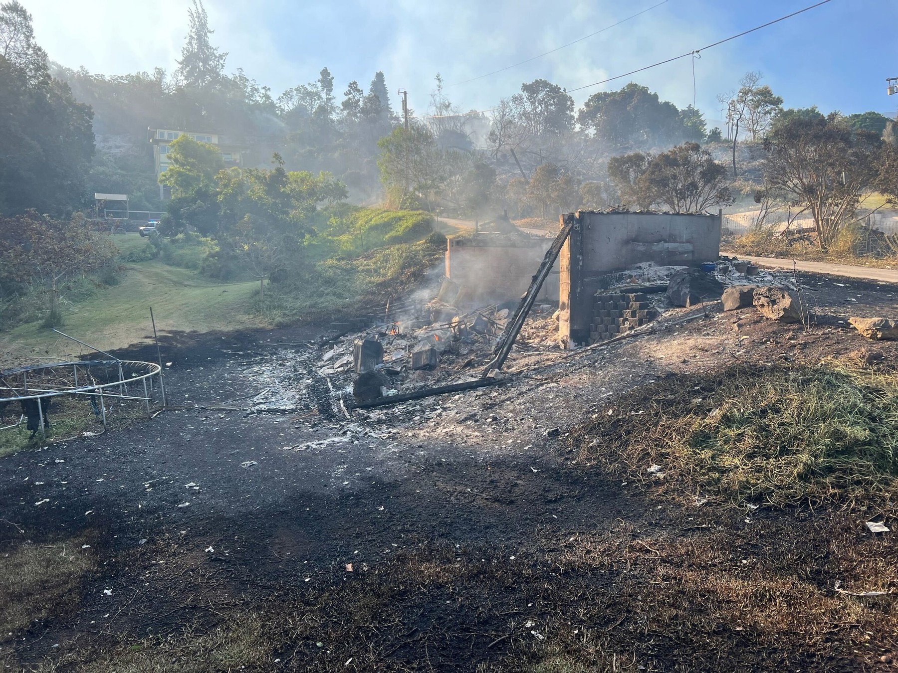 Acuzații și controverse, în urma incendiilor cu zeci de morți din Hawaii. „Nu a existat niciun avertisment. Nimeni nu a venit pe aici”