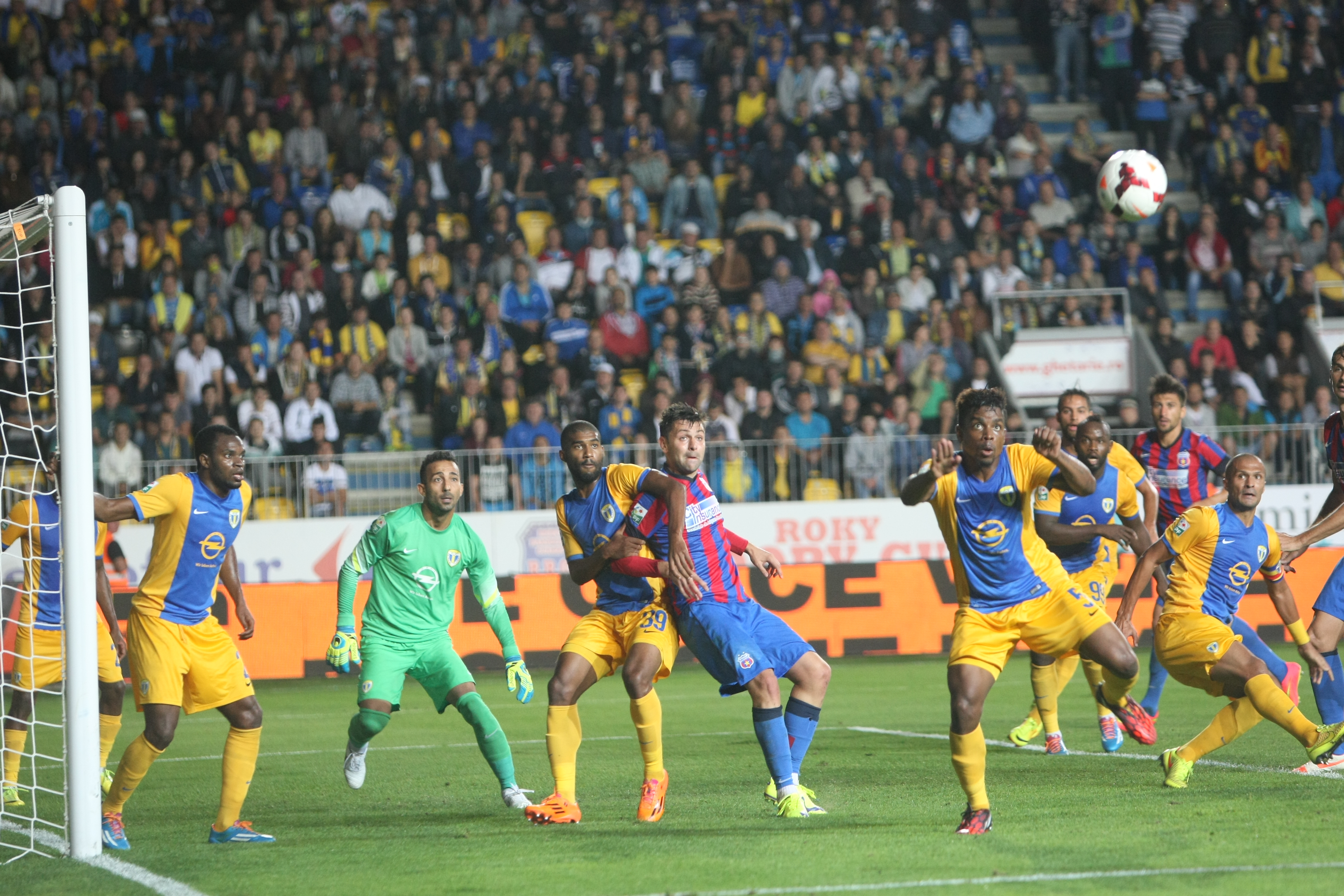 FOTO&VIDEO / Petrolul - Steaua 2-3. Meci senzaţional pe ”Ilie Oană”