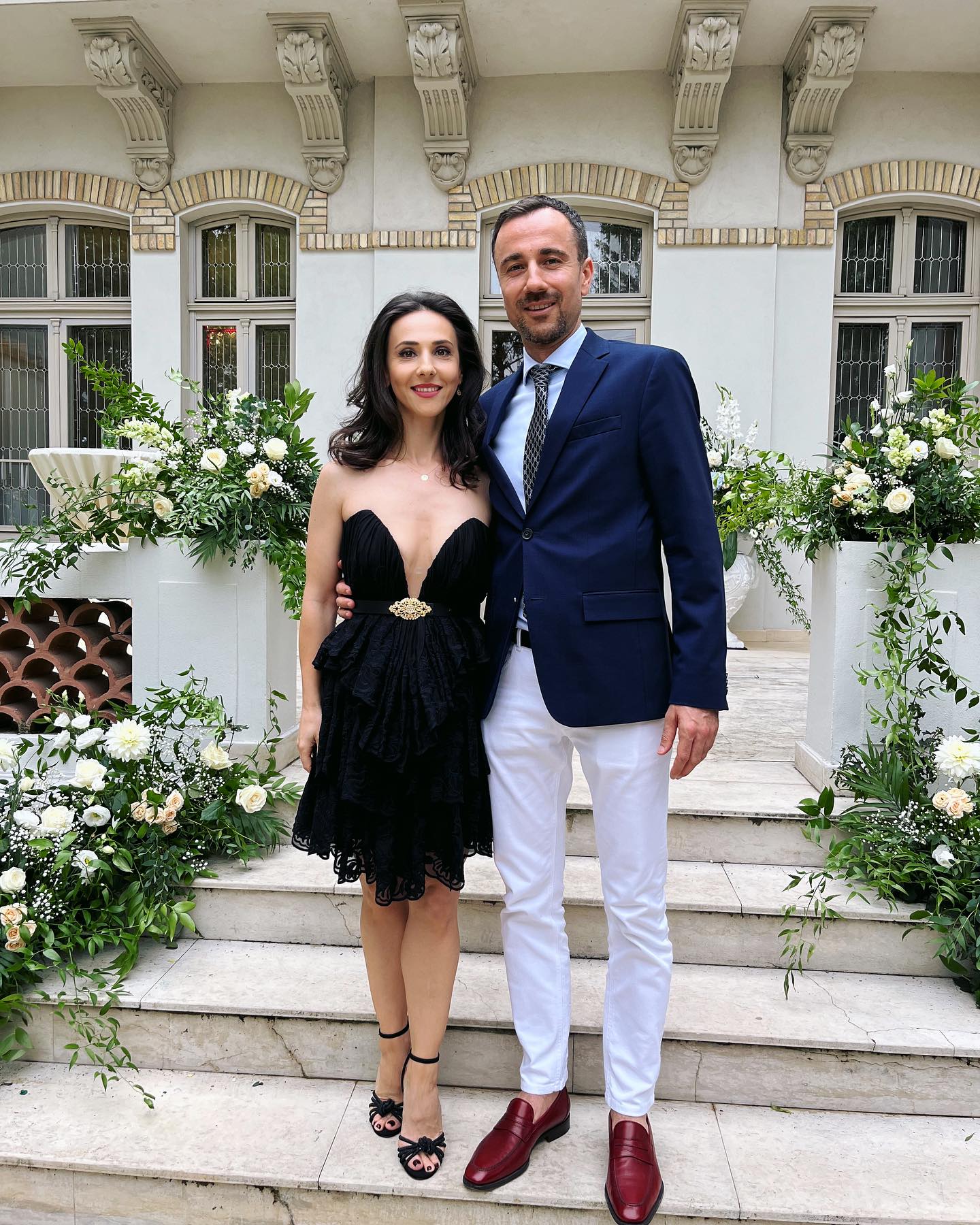 Cătălina Ponor s-a căsătorit religios cu Bogdan Jianu. Mirele și-a făcut o apariție ca în filme, pe cal, iar mireasa în caleașcă