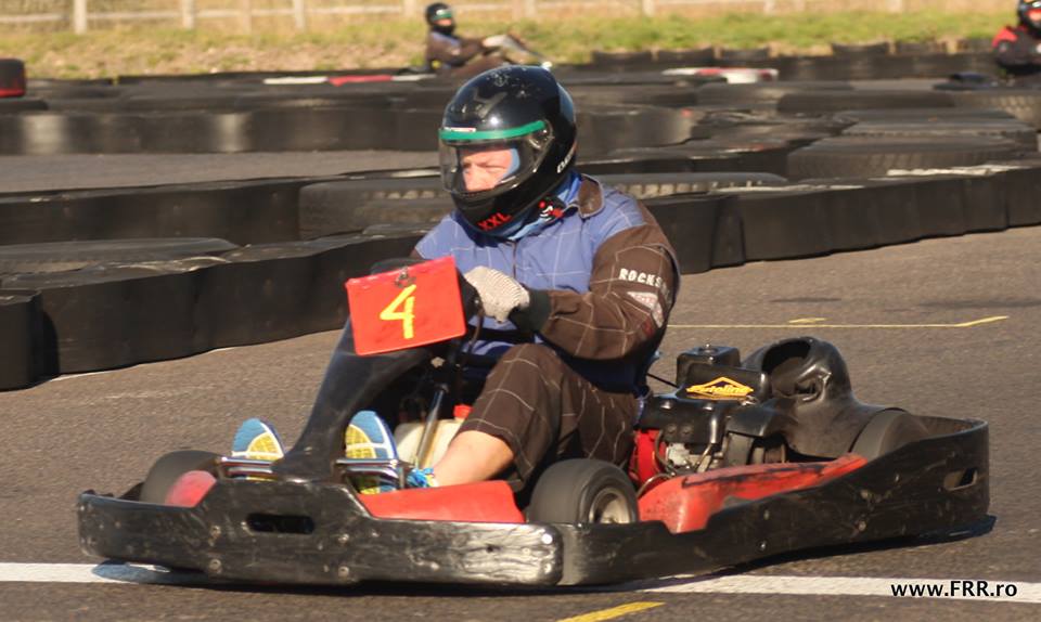 Stejarii s-au distrat la karting, în aşteptarea meciului cu naţionala Canadei, marți, ora 18:45 / GALERIE FOTO