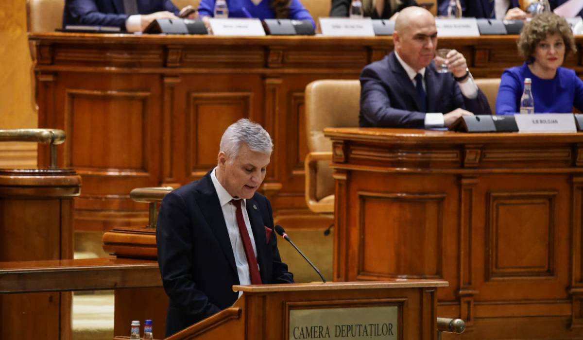 Live Text. Guvernul Bolojan a picat cu 281 de voturi. Prima reacție a președintelui. PNL trece în opoziție