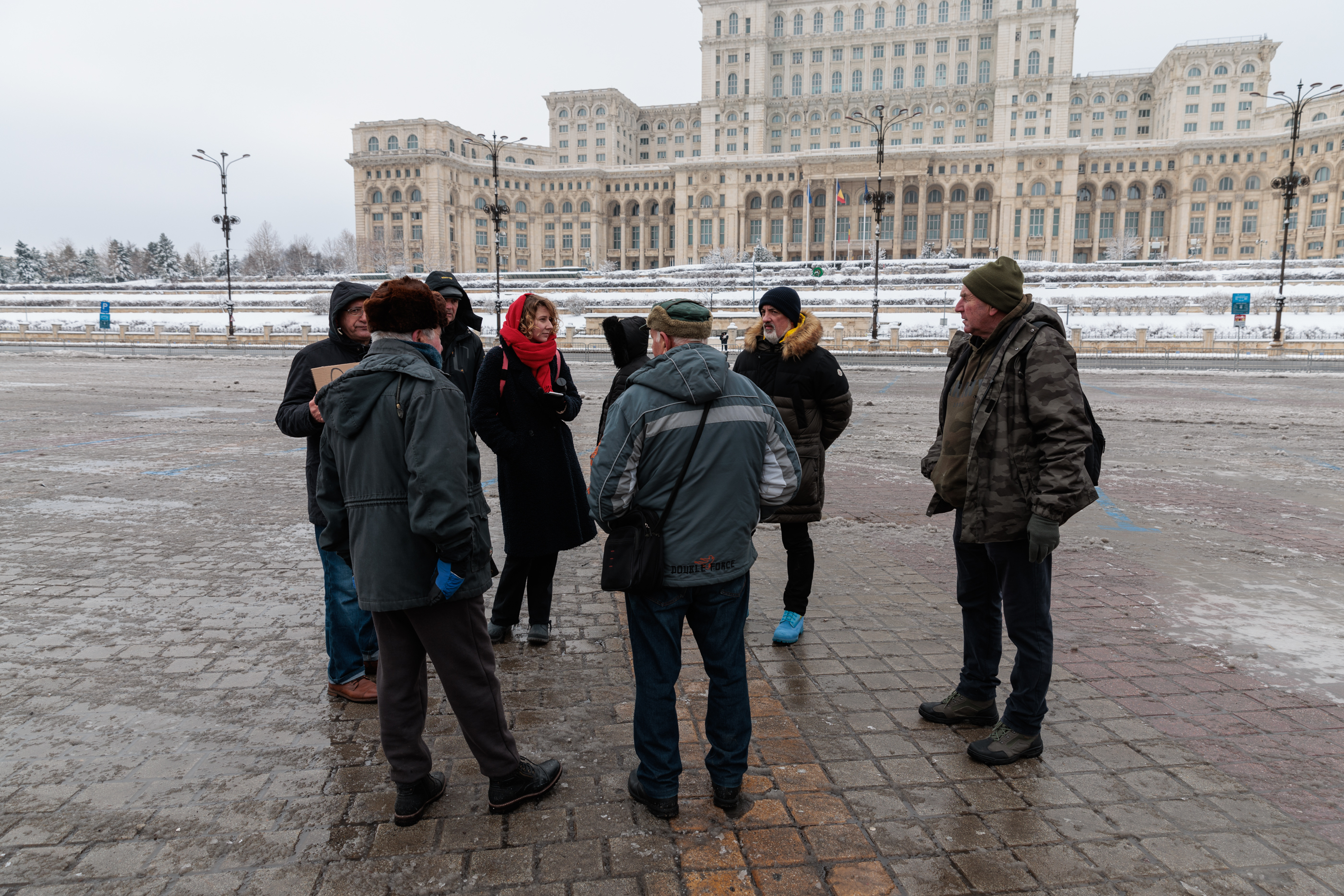 REPORTAJ. Ce nu s-a văzut la TV de la adevăratul protest al transportatorilor și fermierilor: „Ne învățăm copiii să plece în altă parte. Nu putem să-i condamnăm la sărăcie”