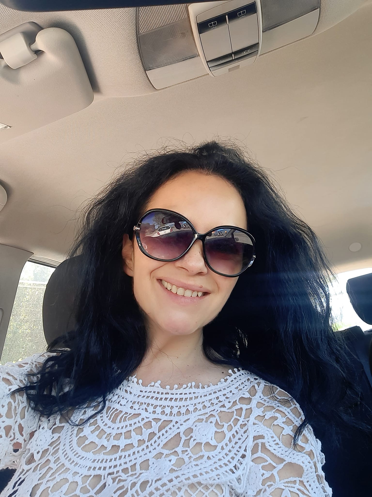 Cu ce se ocupă Magda Vasiliu în Italia, după ce a renunțat la televiziune ca să își salveze fiul bolnav de cancer: „Lucrez în contact direct cu clienții”