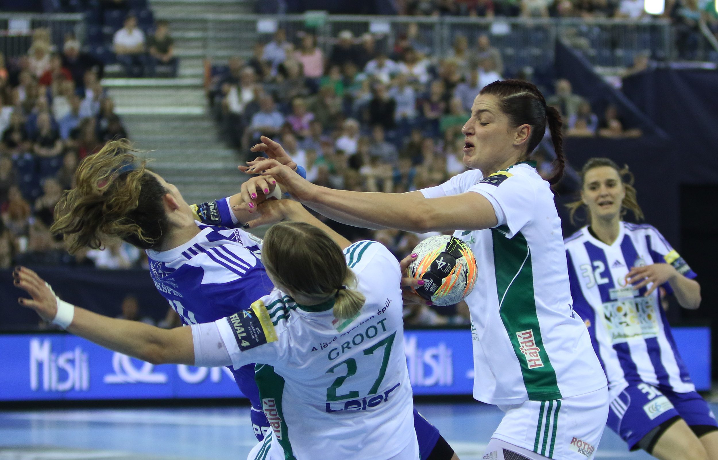 Handbal feminin, Final Four: Suntem finalişti! CSM București a învins Vardar și va juca pentru trofeul Champions League, cu Gyor / GALERIE FOTO