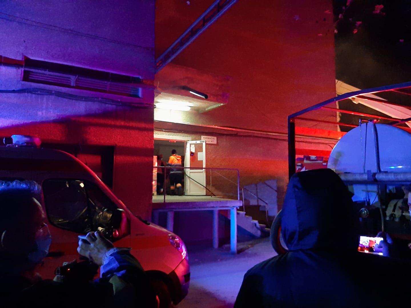 Imagini cu impact emoțional. Cum arată salonul ATI de la Spitalul din Piatra Neamț, în urma incendiului devastator