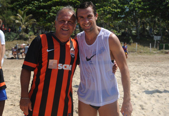 Lucescu, ÎN CHILOȚI, la plajă! Întâlnire cu un campion mondial / FOTO&VIDEO