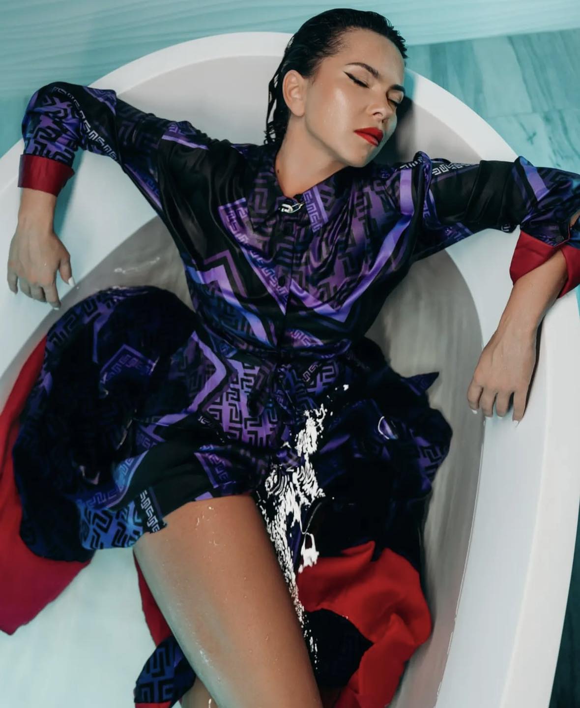 INNA, izolată 16 zile într-o casă pentru proiectul ei special: „Facem muzică și sunt încântată că pot să împărtășesc fanilor mei întreaga experiență”
