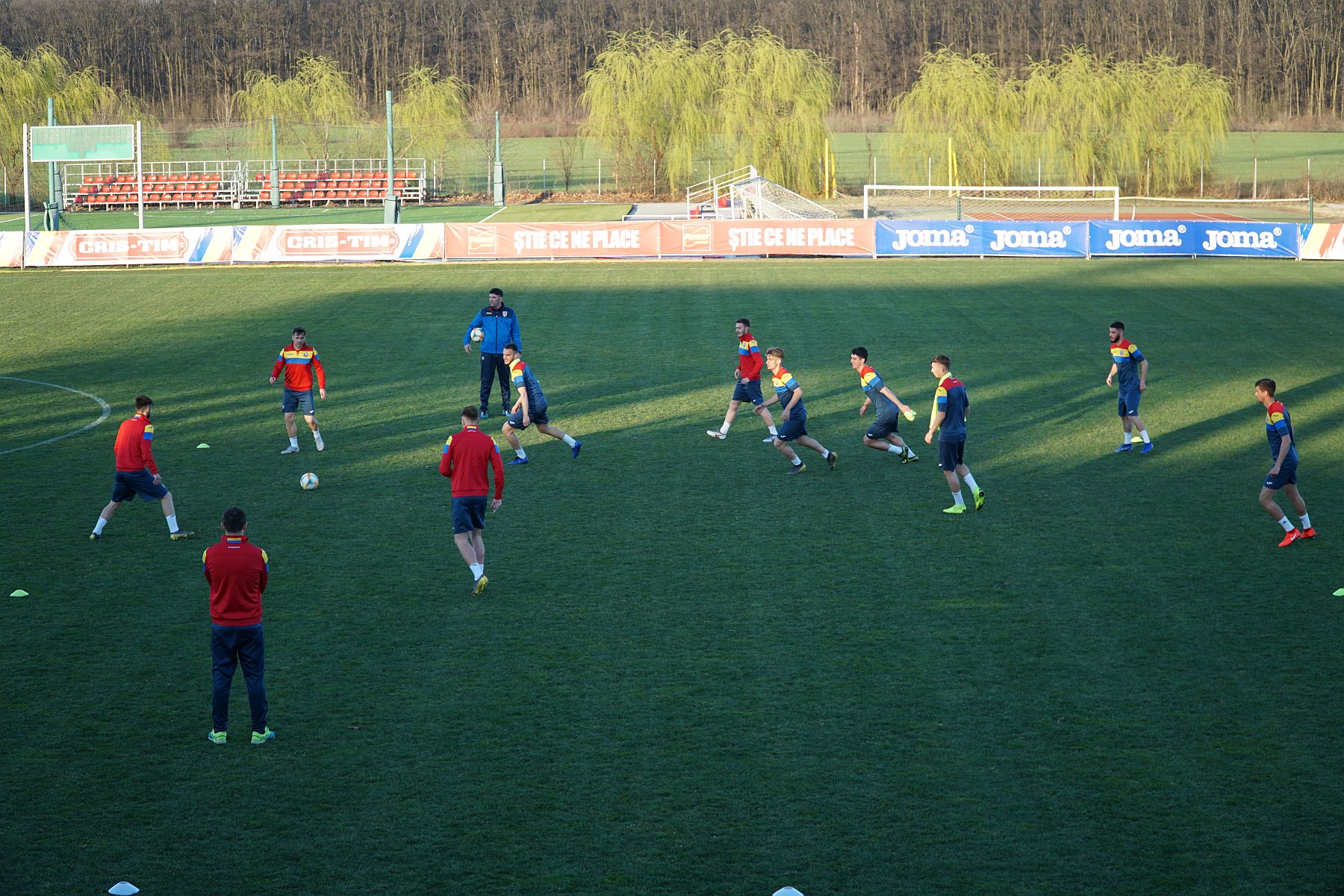 Naționala de tineret U21 s-a antrenat în premieră cu mingea oficială Euro 2019