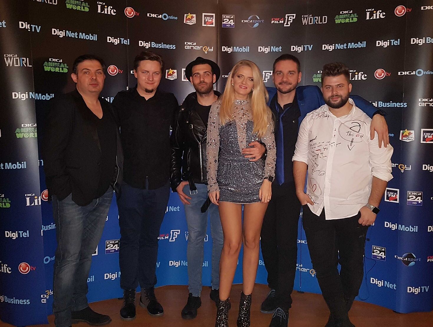 REPORTAJ/Solista de la The Humans, Cristina Caramarcu, voia să fie gimnastă, apoi polițistă. "De cântat pe bune, m-am apucat la 25 de ani"