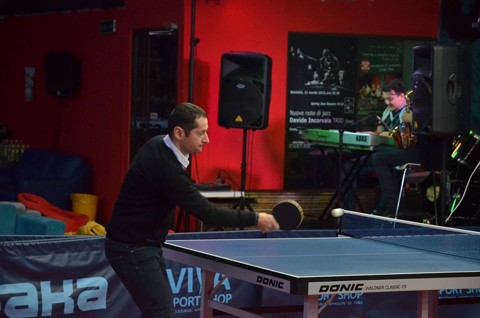 Ping pong-ul pe ritmuri de jazz a ajuns şi în România. Află unde întâlneşti această atmosferă / FOTO&VIDEO