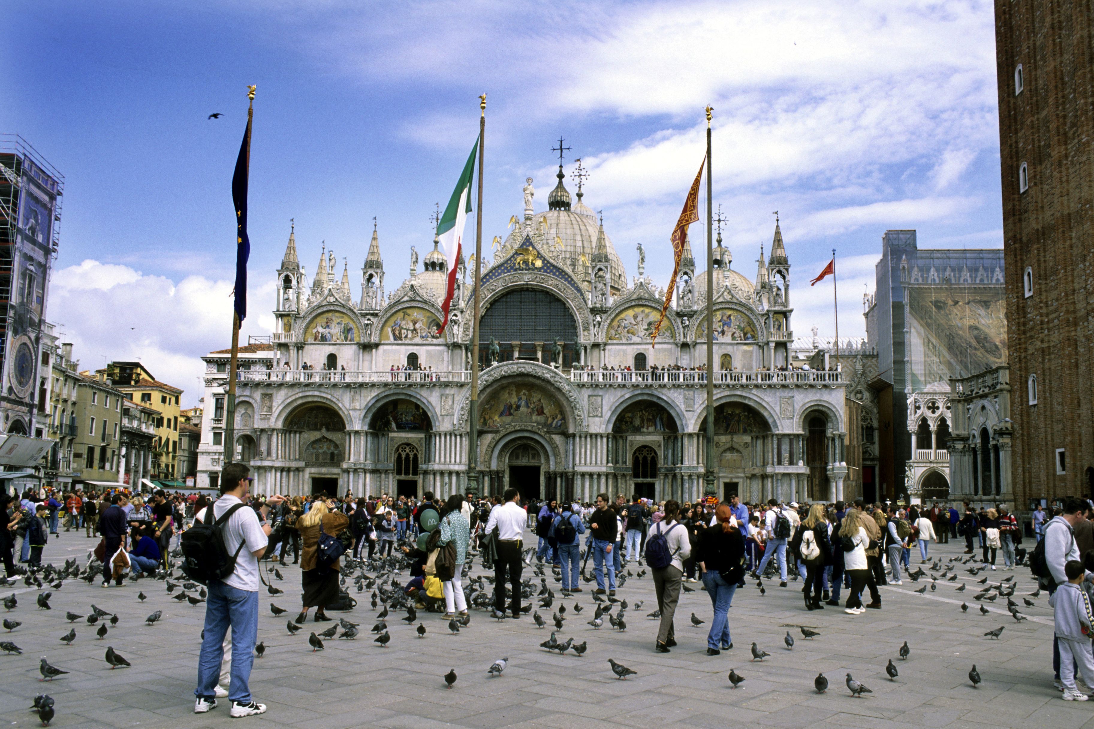 Locuri de vizitat în Italia - destinații pentru o vacanță de neuitat