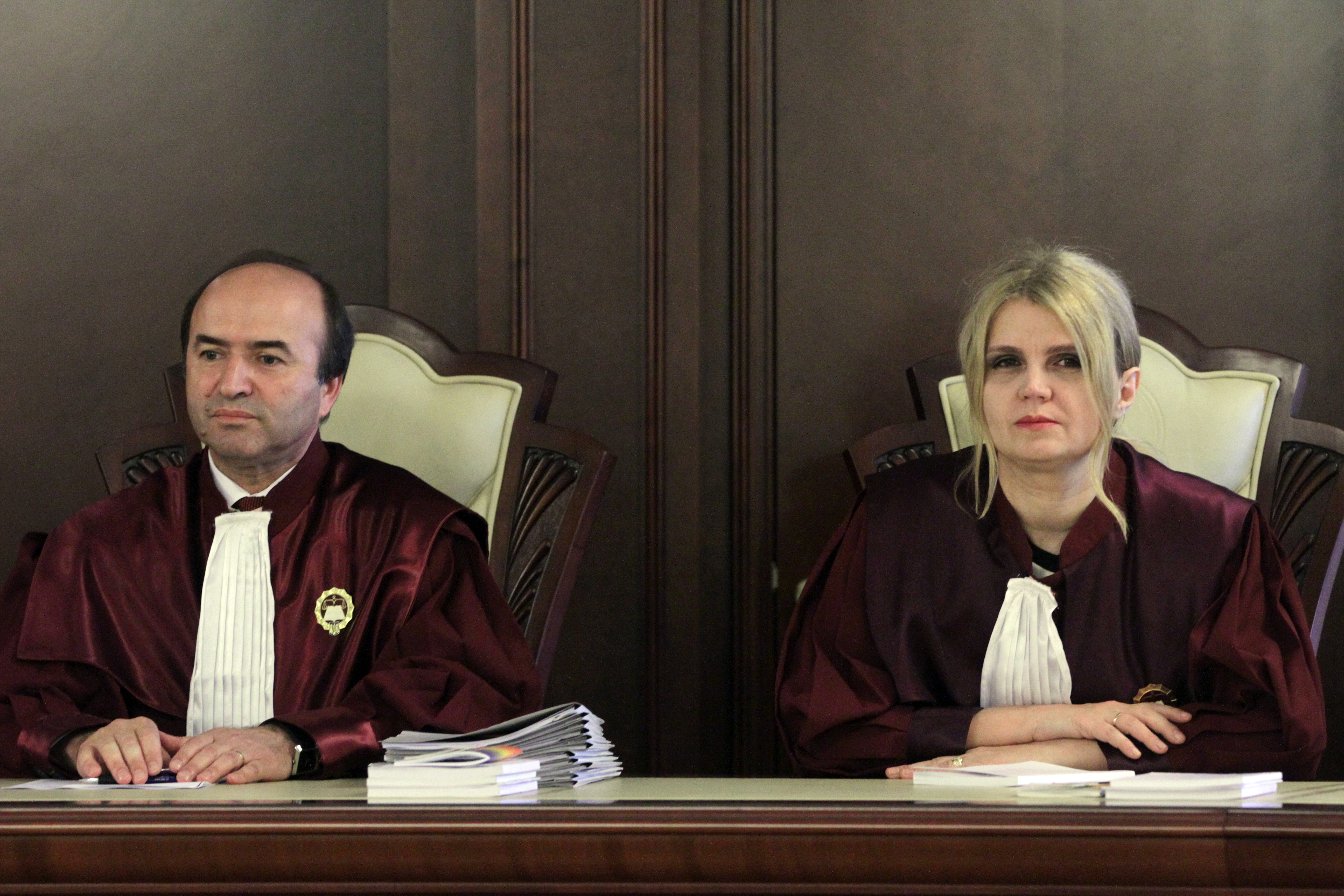 Atunci și acum: Tudorel Toader, procurorul din Panciu care va rămâne în istorie pentru că a cerut revocarea șefei DNA, Laura Codruța Kovesi