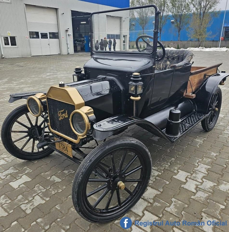 Un Ford T din anul 1914 a fost adus la RAR Iași pentru omologare: „Nu știm dacă are kilometrii reali”