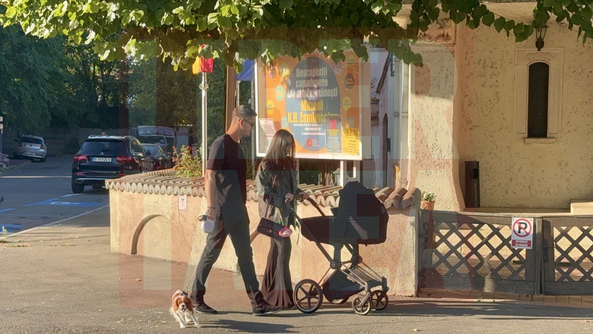 Primele imagini cu Corina și Mihnea Năstase în rolul de părinți. Cum au apărut cu bebelușul lor, al treilea nepot al lui Adrian Năstase