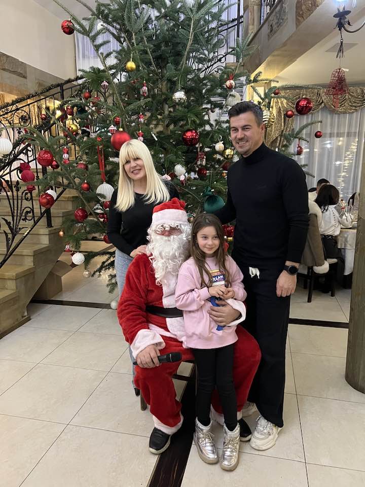 Elena Udrea a împlinit 52 de ani a doua zi de Crăciun. Mesajul uimitor transmis de fostul politician. „Viața mea este rezultatul alegerilor mele”