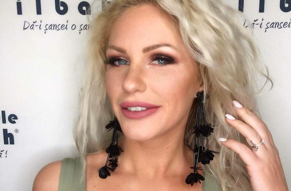 Hannelore de la Insula Iubirii, creatoare de rochii de mireasă. Ce alte afaceri mai are blonda | FOTO