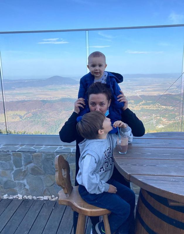 Ecaterina Ladin, decizie luată după 10 ani de căsnicie. Actrița din „Las Fierbinți” și-a angajat bonă pentru cei trei copii