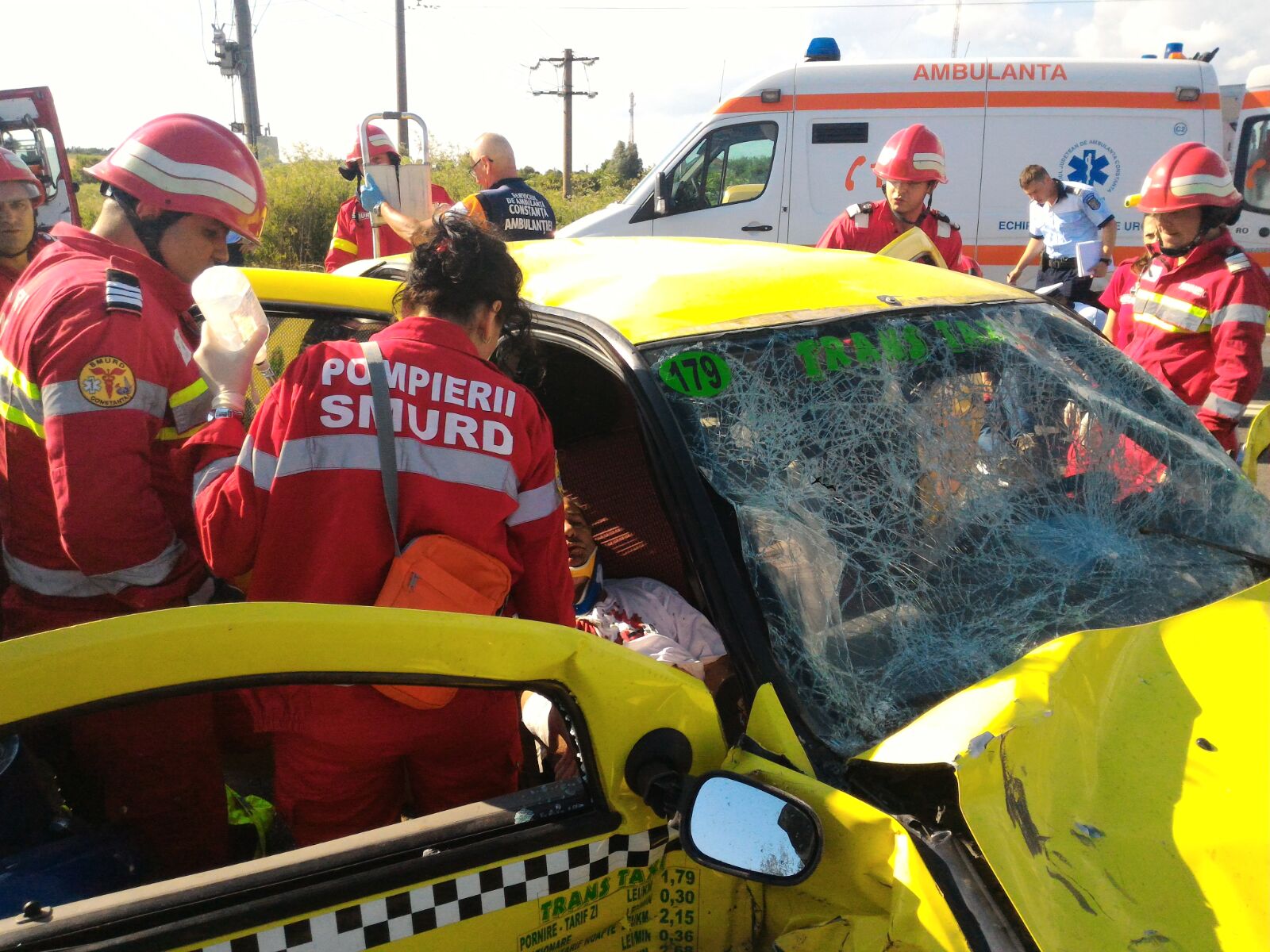 Accident soldat cu un mort și trei răniți în Constanța FOTO