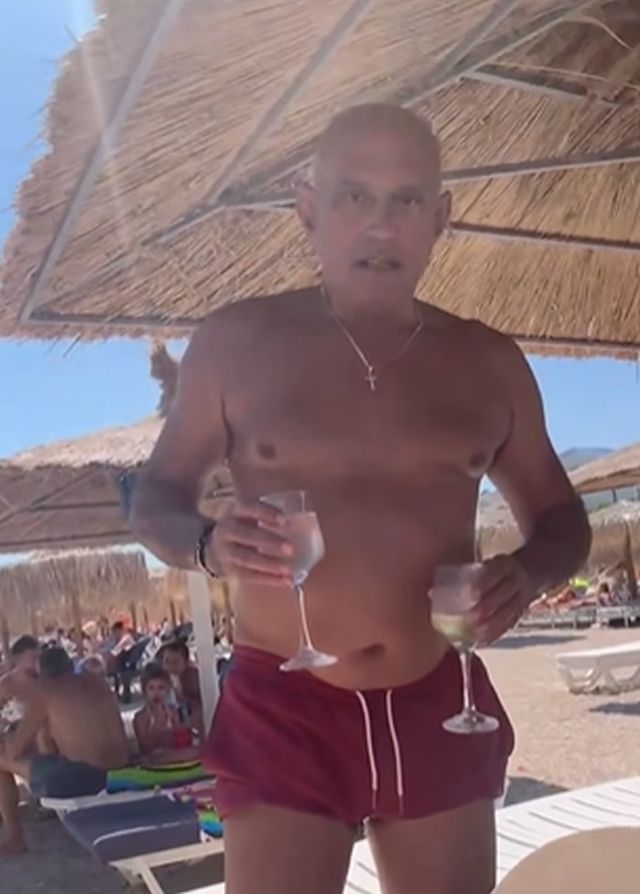 Cum a apărut Florin Prunea pe plajă alături de iubita lui: „Zici că sunt Nea Mărin Miliardar”