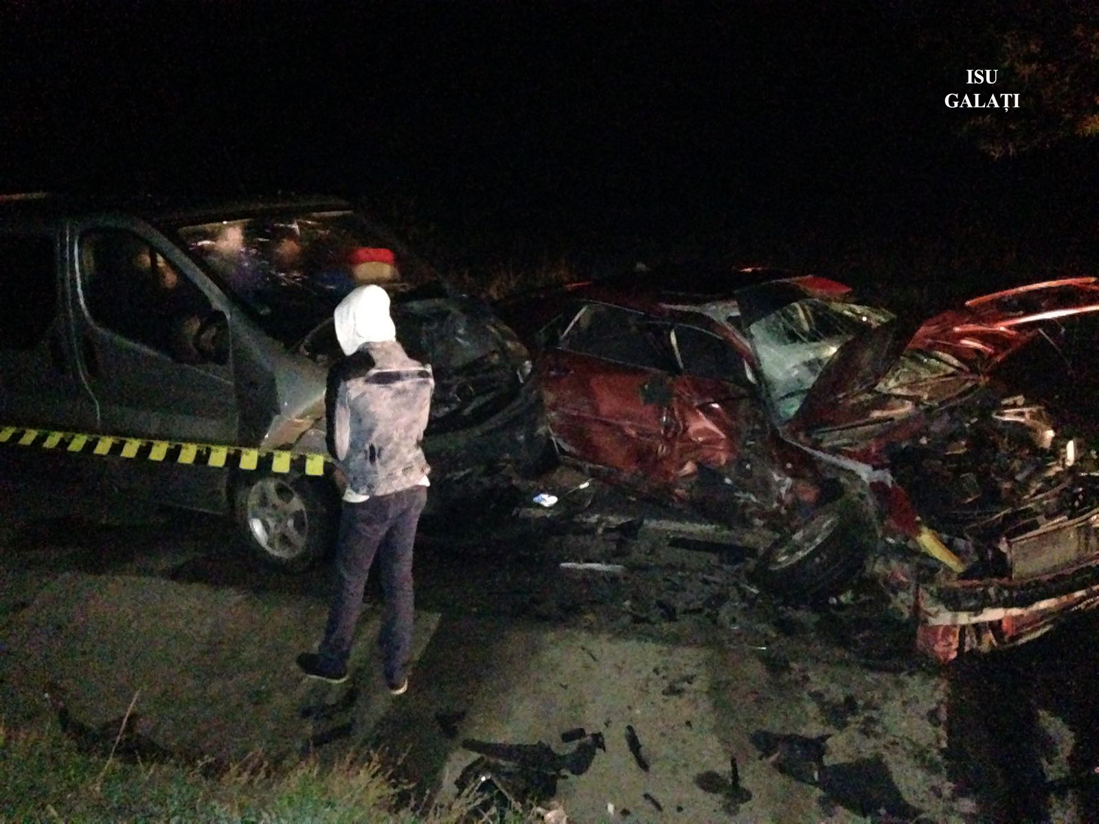 Trei morți și 11 răniți în urma unui accident cu patru mașini implicate / GALERIE FOTO