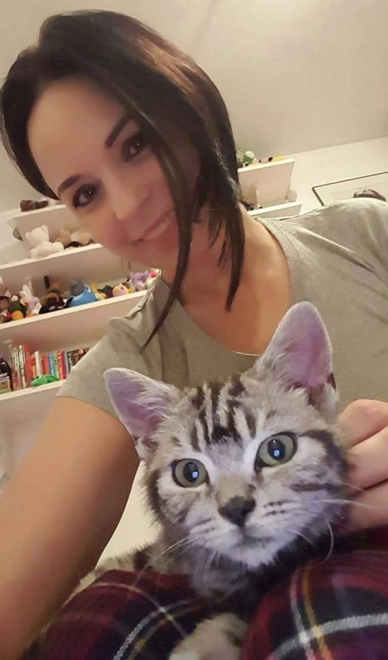 Andreea Marin, enervată la culme după ce o vecină a acuzat-o că își ține cățelușa în lesă