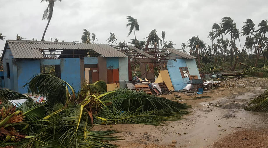 Cel puțin 24 de oameni au murit și alți 96 sunt dați dispăruți pe mare, în urma ciclonului Tauktae, care a devastat India