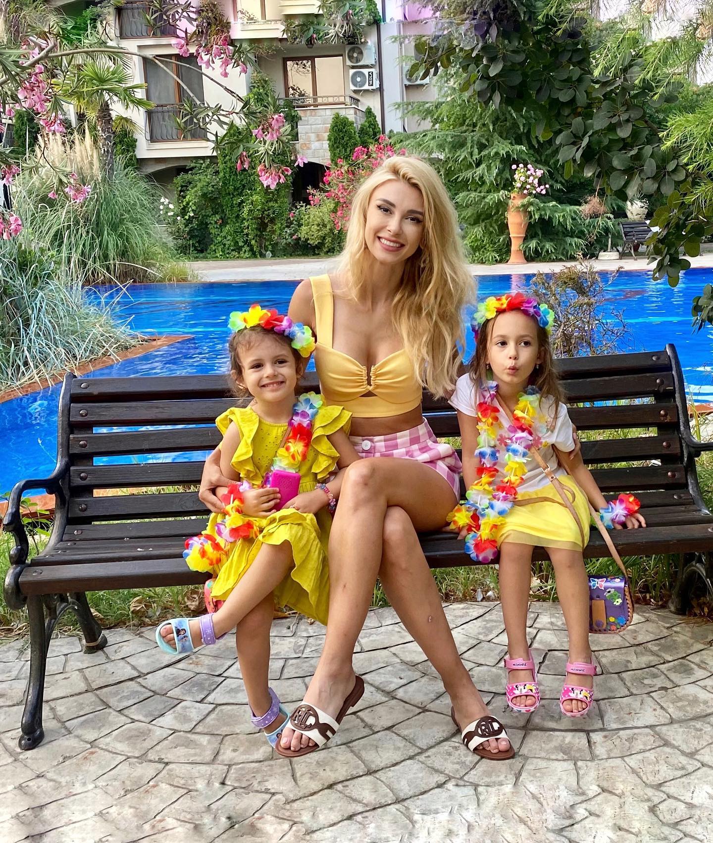 Cum se înțelege acum Andreea Bălan cu George Burcea, după despărțire: „El e prezent în viața fetelor atât cât se poate și atât cât își dorește”