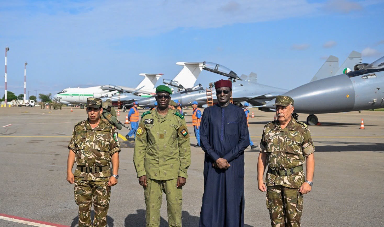 Four Algerian SU-30 jets, an IL-76 transport, and an IL-78 refueller landed in Niamey, strengthening Niger’s air capabilities (Image: x.com/Jakepor21)