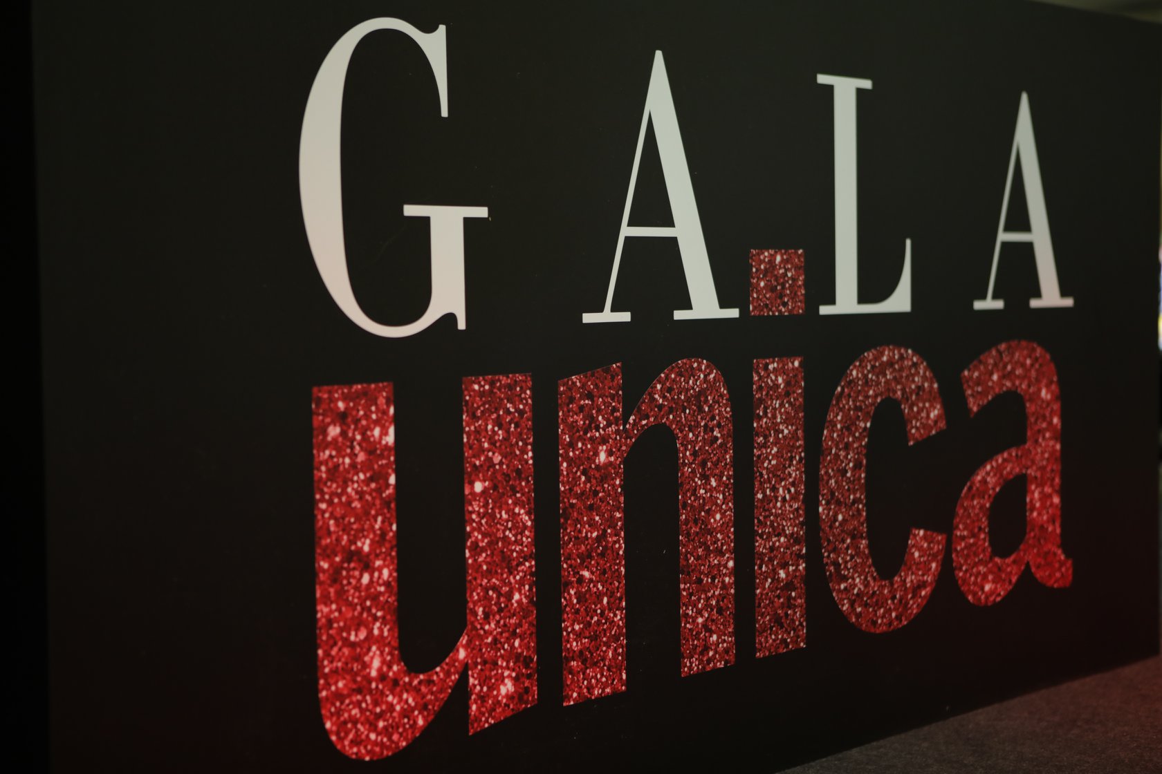 GALERIE FOTO/ Vedetele au strălucit la Gala Unica 2018! Revista sărbătorește 21 de ani de la prima apariție