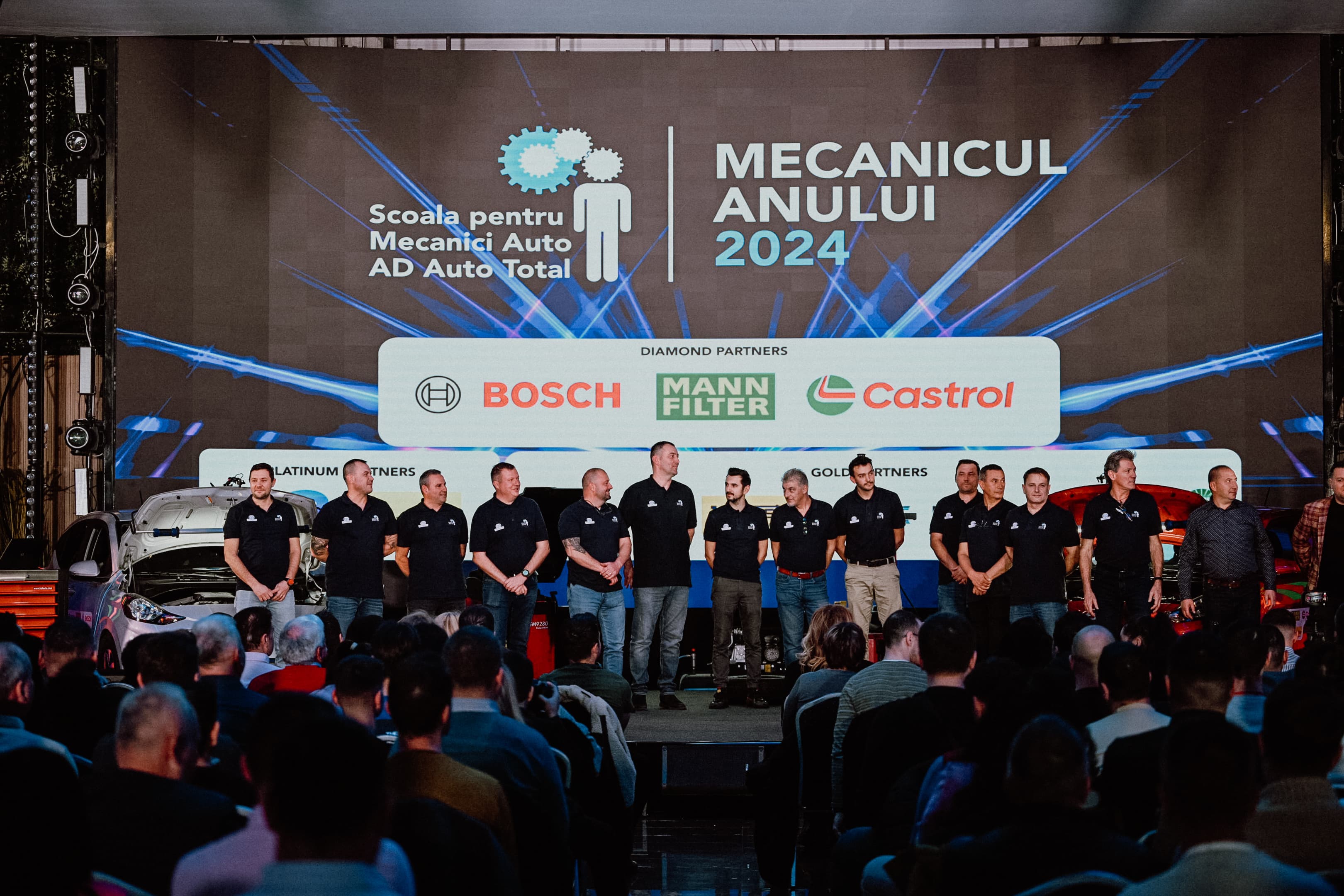 Mecanicul anului 2024 în România, premiat în fața lui Cabral. Cine este Andrei Uricaru, băcăuanul care a pus mâna pe marele trofeu