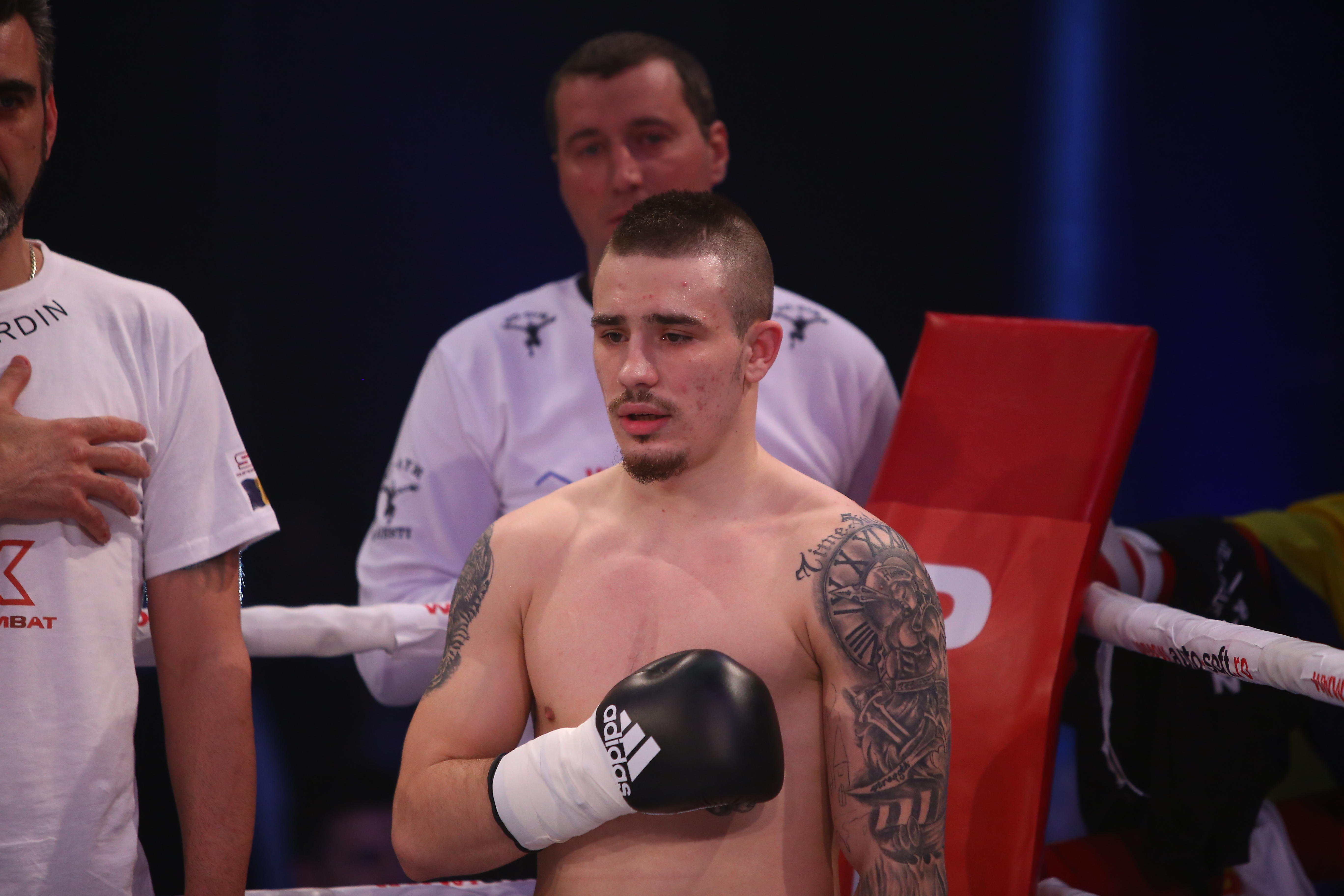 Meciul în urma căruia Amansio Paraschiv a devenit campion mondial Superkombat New Heroes! VIDEO& FOTO