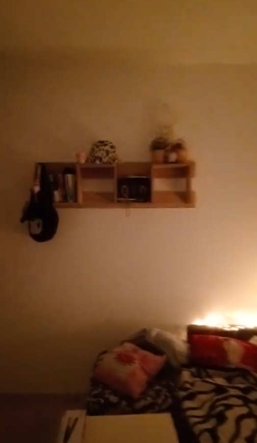 Imagini din garsoniera în care locuiește David Pușcaș. Cum reușește să plătească chiria, deși nu are un loc de muncă: „Cu hazul și talentul meu unic”