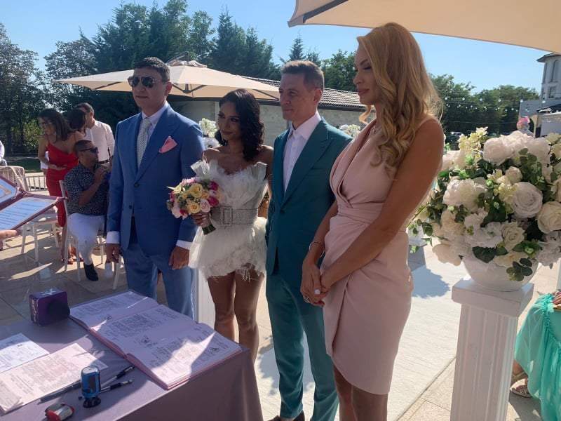 Nasrin Ameri, prezentatoarea de la Antena Stars, s-a căsătorit civil. Nașa Valentina Pelinel a atras toate privirile