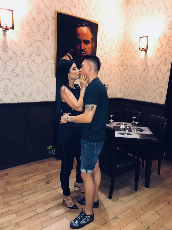 Ce declarație de dragoste a primit Andreea Tonciu de la soțul său. E clar cum stau lucrurile între ei | FOTO & VIDEO
