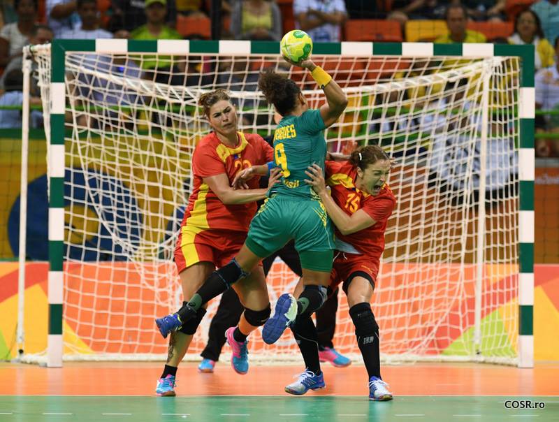 Jocurile Olimpice. Handbal feminin: Brazilia-România 26-13. Dezastru! Tricolorele, condamnate să câştige următoarele trei meciuri / FOTO