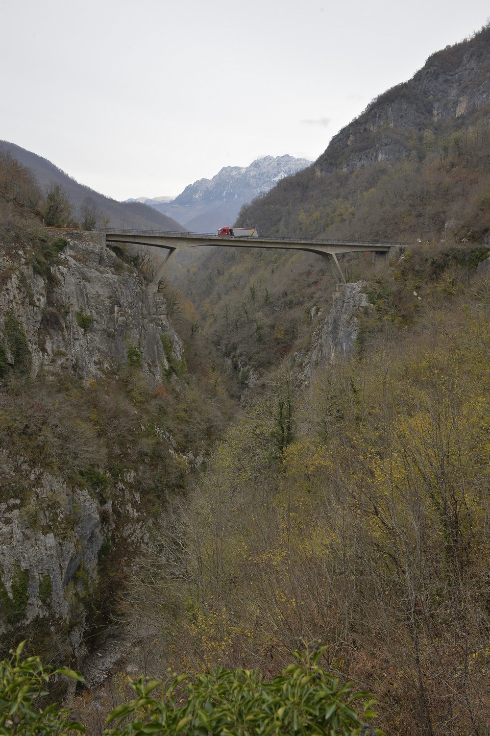 5 ani de la teribilul accident din Muntenegru. Două steaguri românești pentru o tragedie care a zguduit două țări