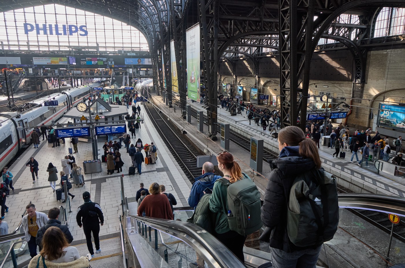 Grevă spontană pe aeroportul din Hamburg, unde e haos și toate zborurile au fost anulate sau amânate