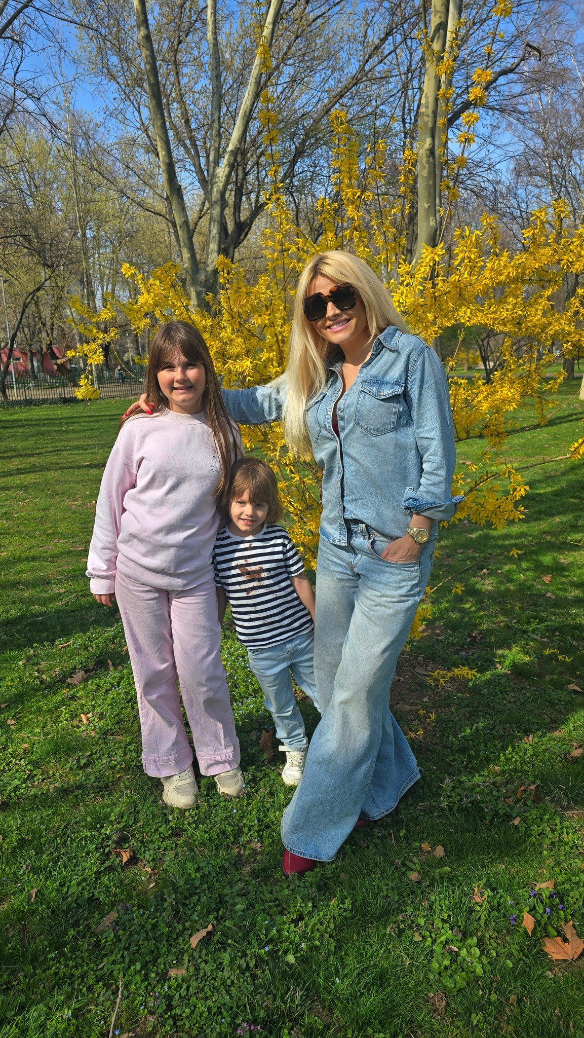 Motivul pentru care fiica Iannei Novac face trei școli în paralel: „Până acum a făcut față”. Erika are 12 ani
