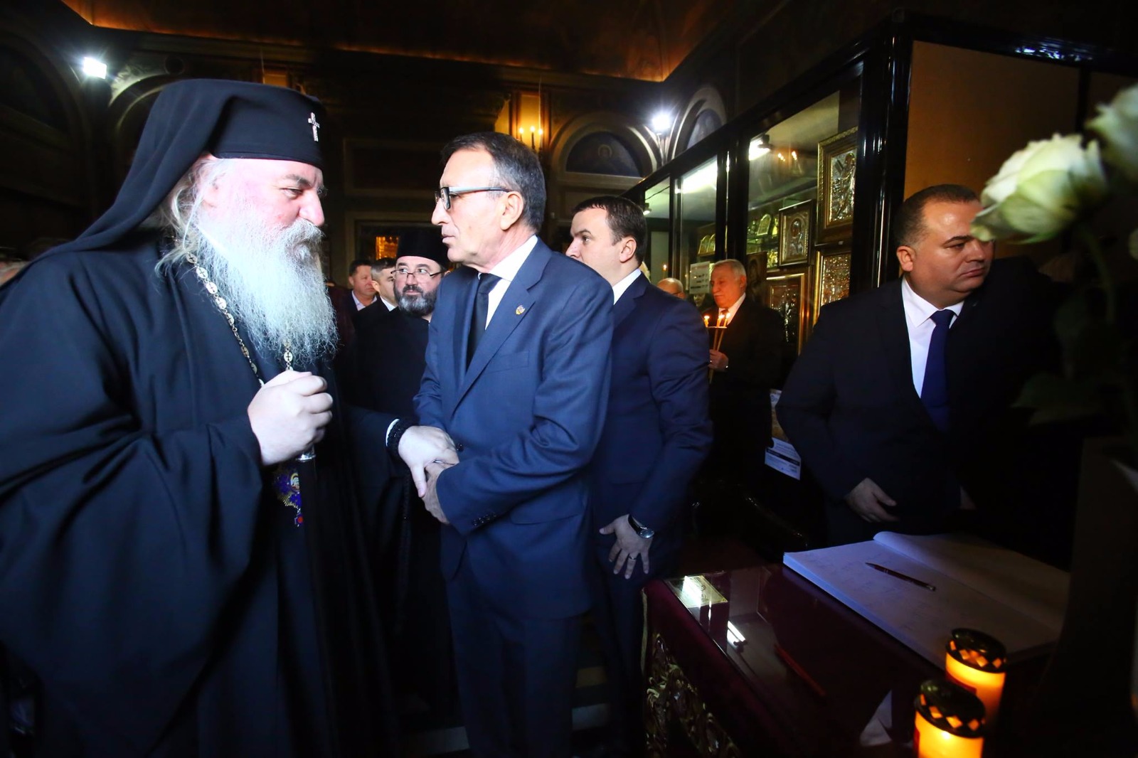 Mitropolitul Banatului despre Regele Mihai I: Ne-a lăsat moștenire o țară, dar avem o lacrimă pe obrazul României, Basarabia|FOTO