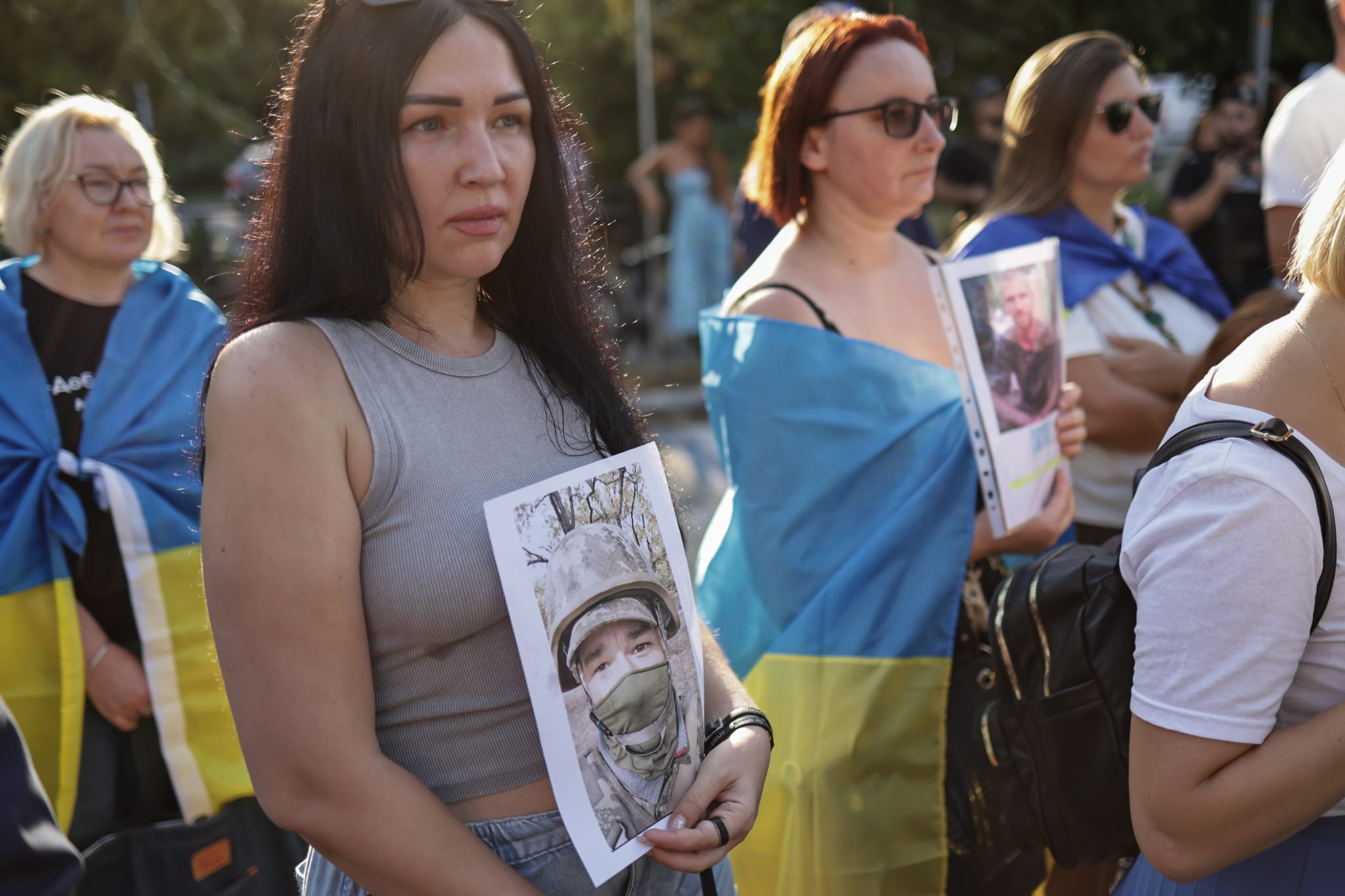 Prințesa Briana Caragea a primit medalia Inima de Aur din partea lui Zelenski pentru ajutorul acordat refugiaților ucraineni